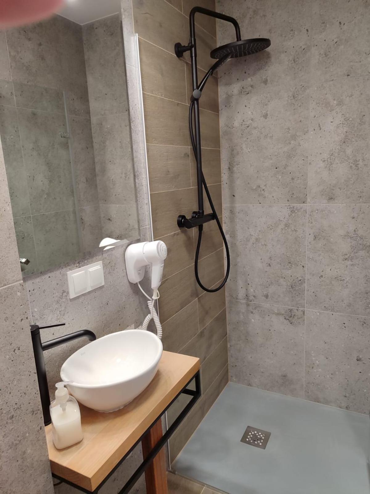Jurowiecka 60 Hotel apartamentowy